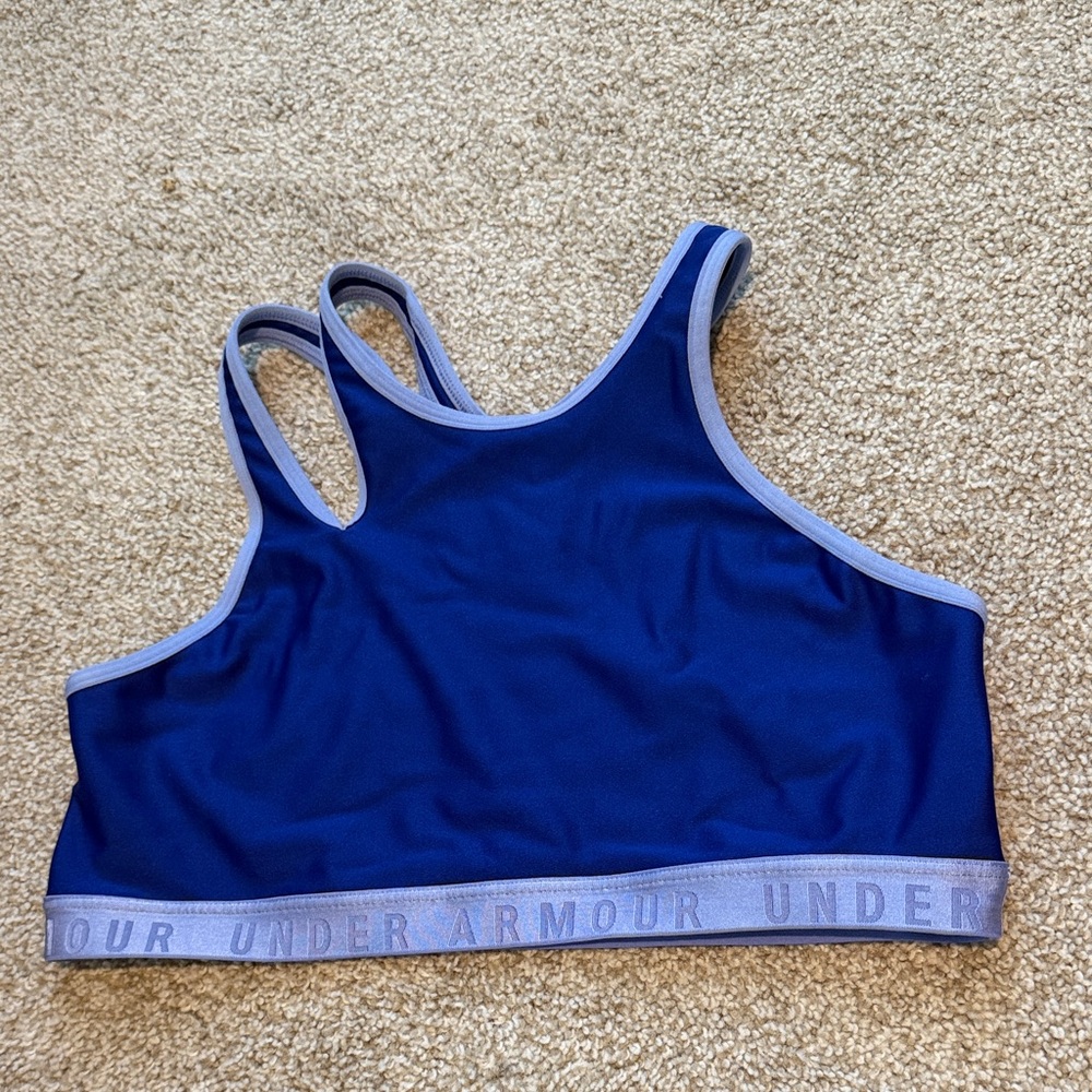 Under Armour Sports Bra - Size Large